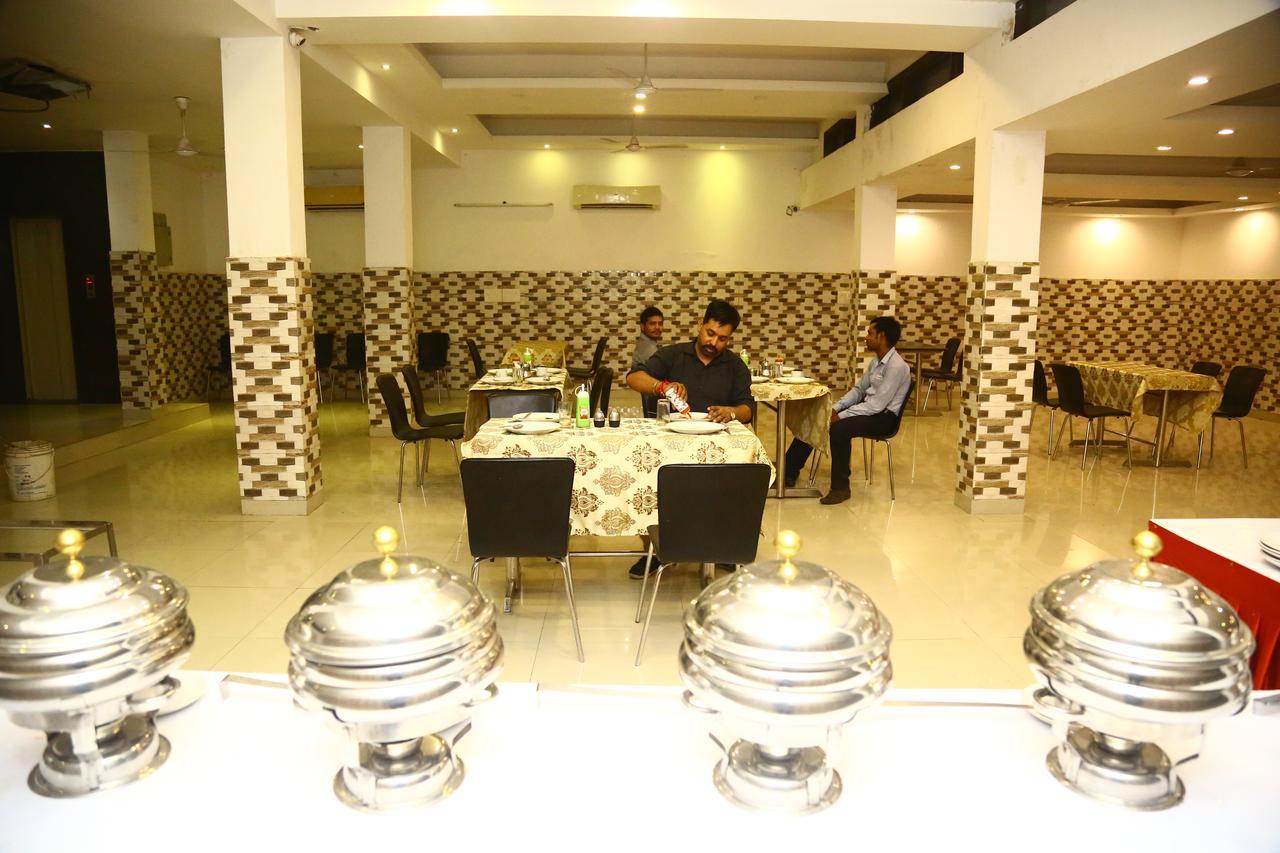 Hotel Smart Inn 2 New Delhi Eksteriør billede