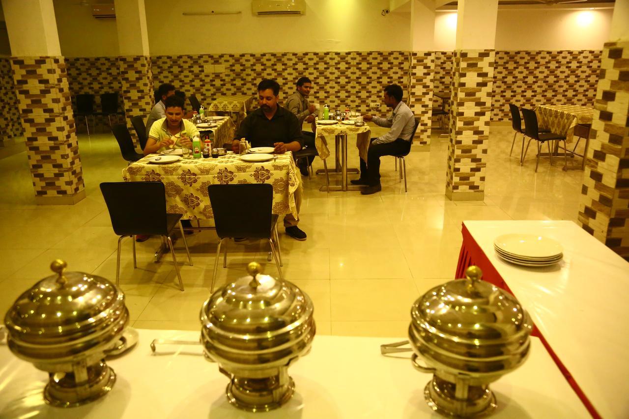 Hotel Smart Inn 2 New Delhi Eksteriør billede